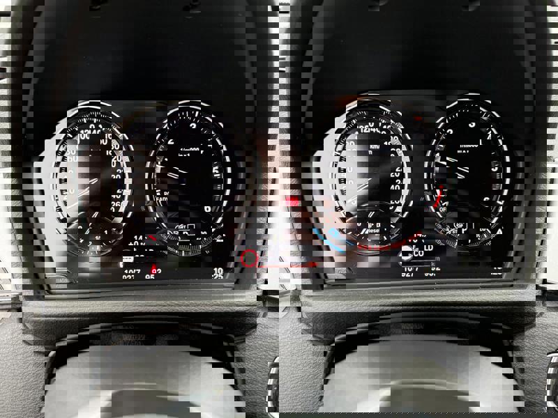 Image BMW SÉRIE X1 18d 2.0 150 Business sDrive GPS Bluetooth Radar AV/AR Régul Clim auto Gtie 1 an